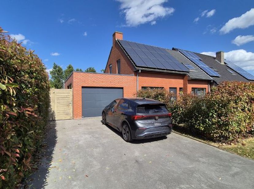 Maison à vendre
                    à 8840 Oostnieuwkerke